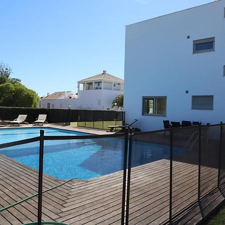 Villa Dos Salgados, 5Bdr, Beach Front, Near Salgados Golf Club Guia  Bagian luar foto
